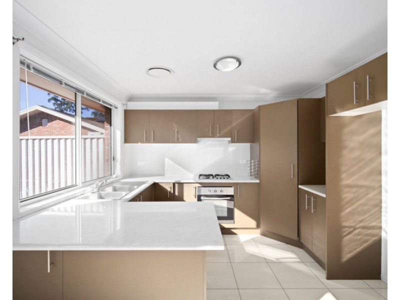 94 Summerfield Avenue, Quakers Hill NSW 2763