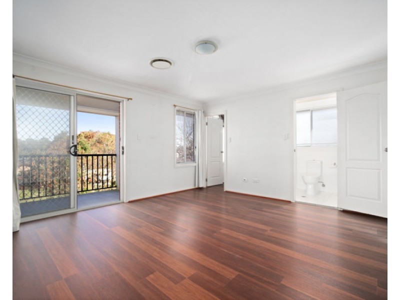 94 Summerfield Avenue, Quakers Hill NSW 2763