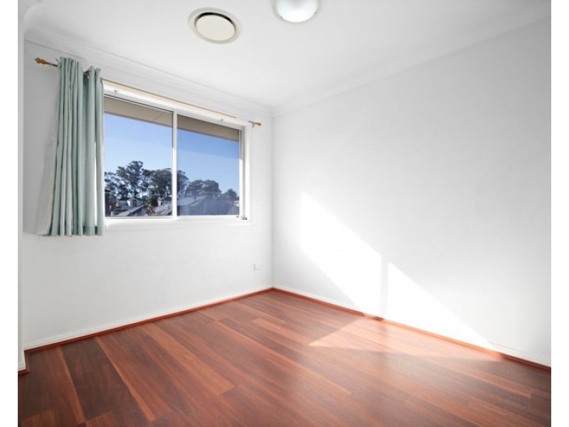 94 Summerfield Avenue, Quakers Hill NSW 2763