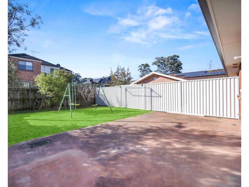 94 Summerfield Avenue, Quakers Hill NSW 2763