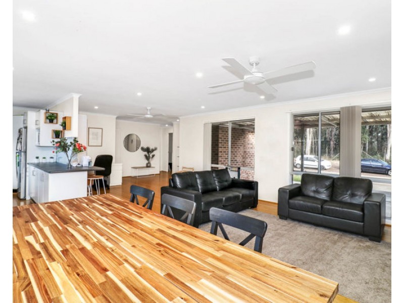 26 Sandpiper Terrace, Plumpton NSW 2761
