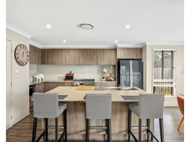 2 Pampa Road, Box Hill NSW 2765