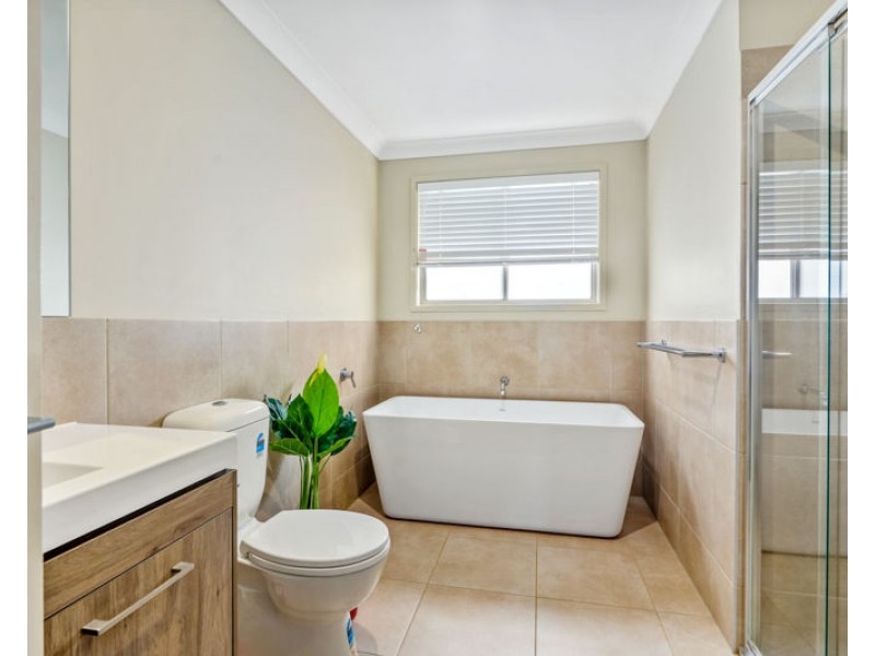 2 Pampa Road, Box Hill NSW 2765