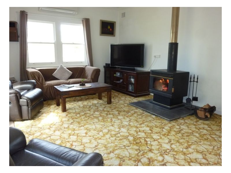 MYONA, Warral, Tamworth NSW 2340