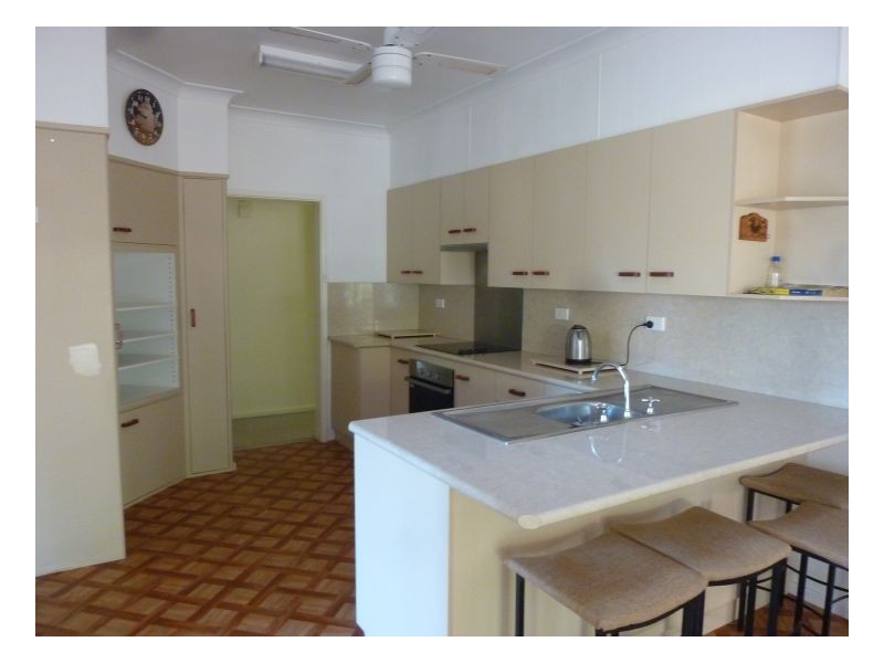 KINGSTON – Kingswood, Tamworth NSW 2340