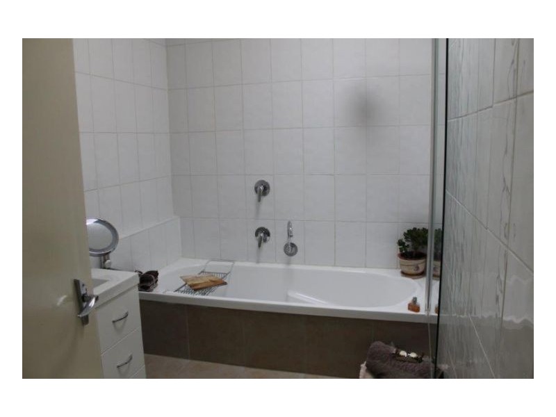 KINGSTON – Kingswood, Tamworth NSW 2340