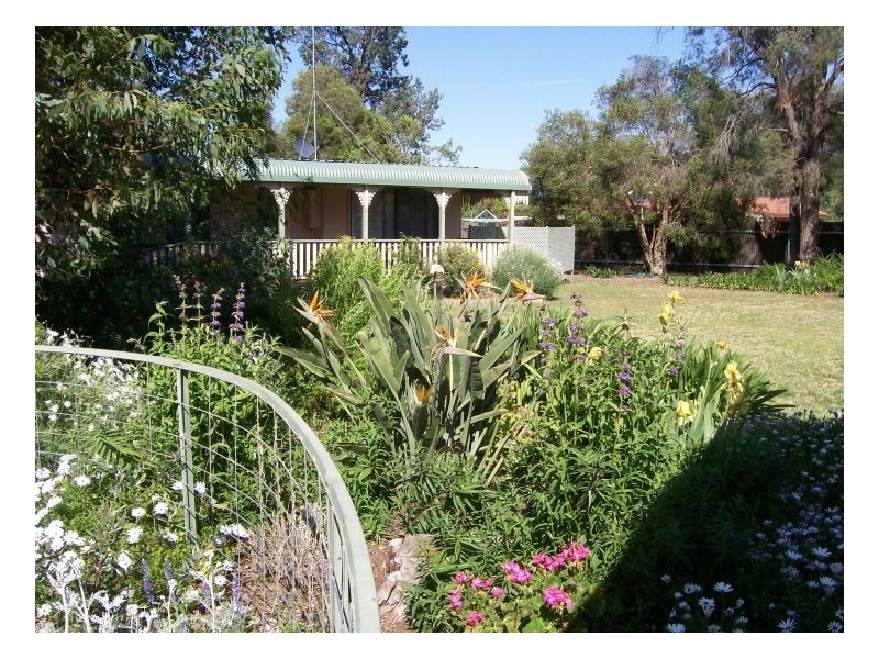 13-15 ROBERTSON RD, Berrigan NSW 2712
