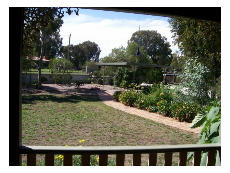 13-15 ROBERTSON RD, Berrigan NSW 2712
