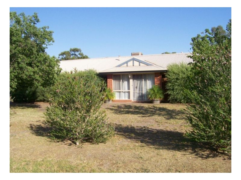 10-12 OSBORNE ST, Berrigan NSW 2712