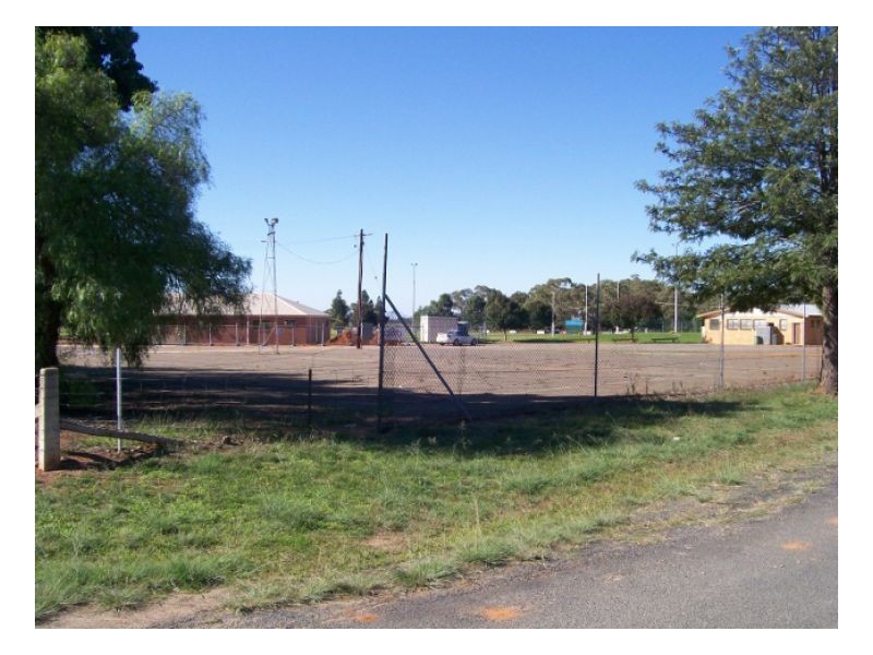 25 THORNBER ST, Oaklands NSW 2646