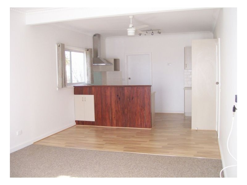 12 BUDD ST, Berrigan NSW 2712