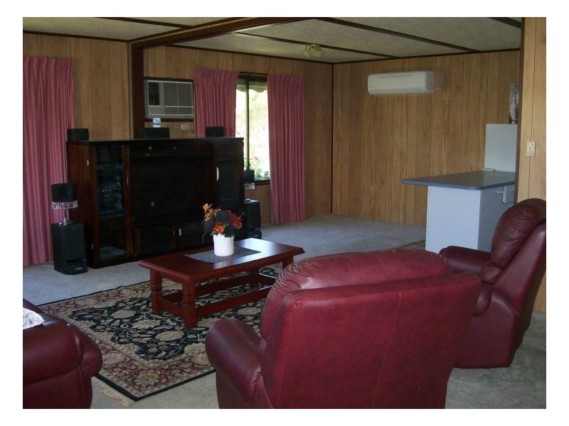 25a STEWART ST, Berrigan NSW 2712