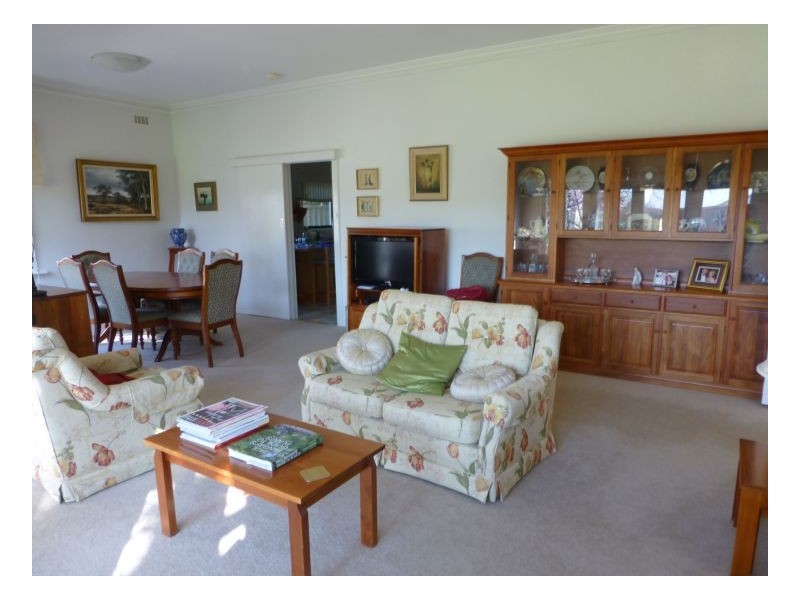 33 COBRAM ST, Berrigan NSW 2712