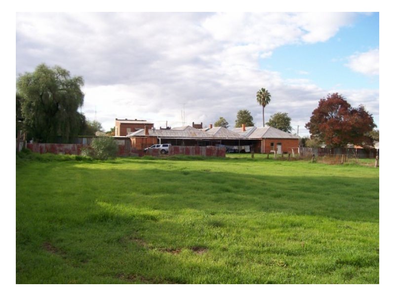 32 -40 BULLER ST, Oaklands NSW 2646