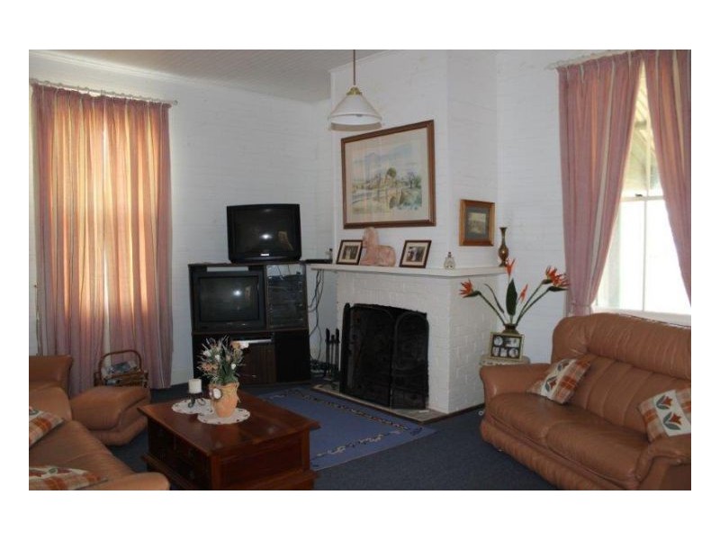 WERRIBEE DOWNS, Tamworth NSW 2340