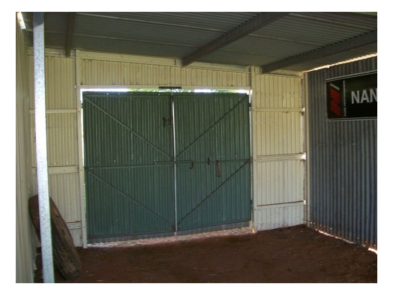 11 COREEN ST, Oaklands NSW 2646