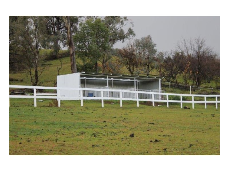 MONTERAY, Tamworth NSW 2340