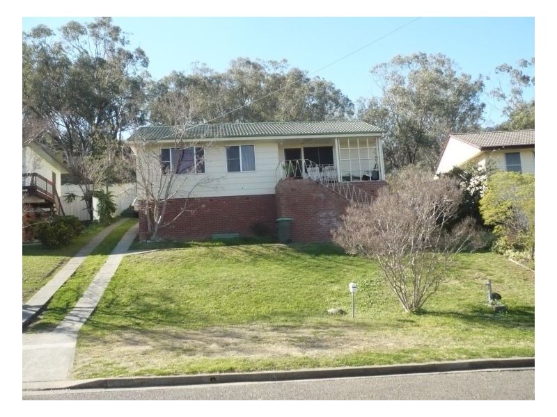 32 MOUNTVIEW CRESCENT, Tamworth NSW 2340