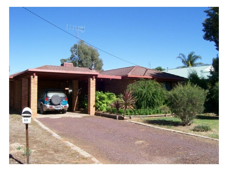 69 Cobram Street,, Berrigan NSW 2712