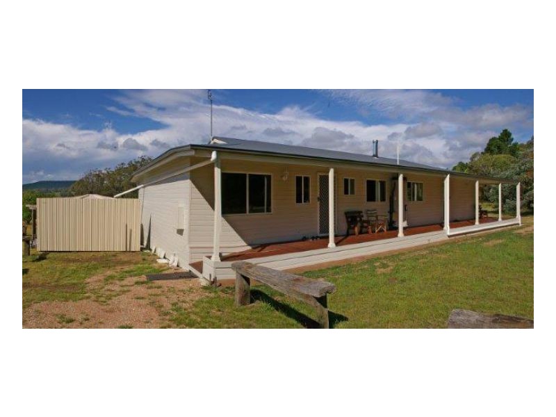 FIDDLERS REST – Hanging Rock, Tamworth NSW 2340