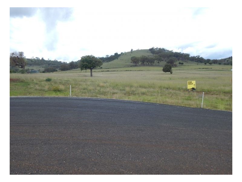 18 Honeyeater Place, Moore Creek NSW 2340