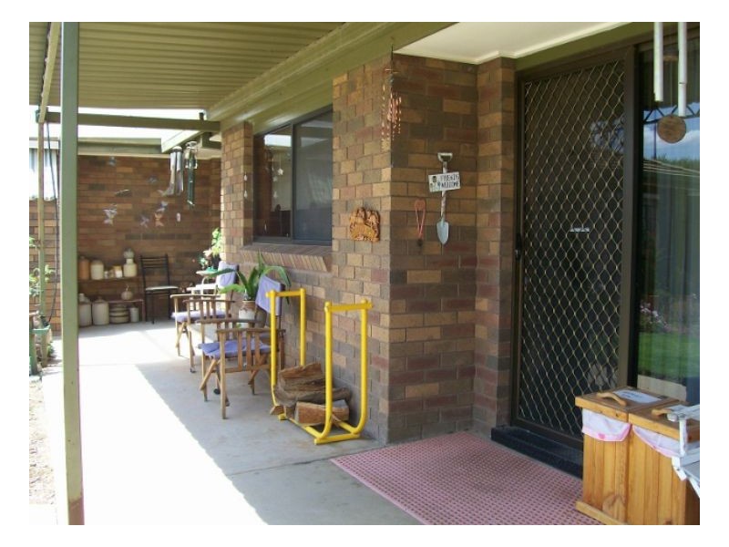 8 GOLF VIEW CT, Berrigan NSW 2712