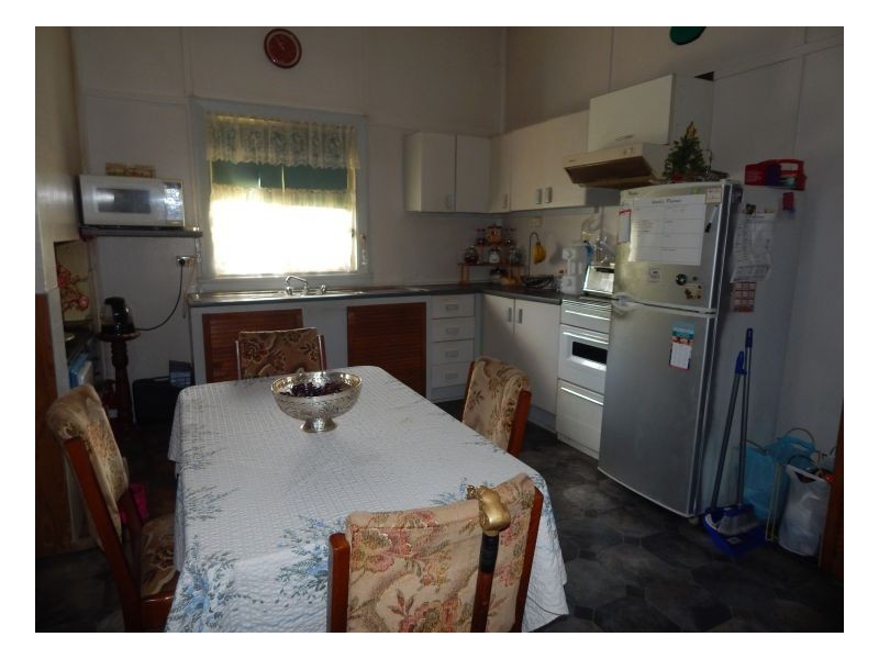 3 Tamworth Rd, Manilla NSW 2346