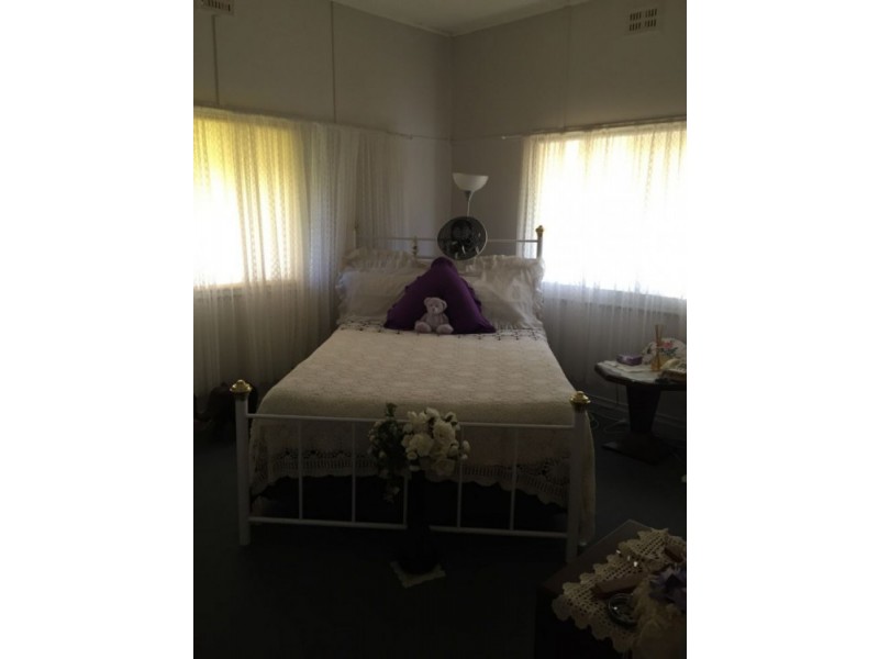 3 Tamworth Rd, Manilla NSW 2346
