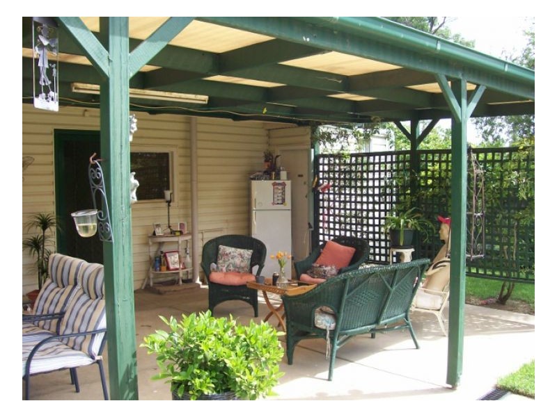 10 Momalong St, Berrigan NSW 2712