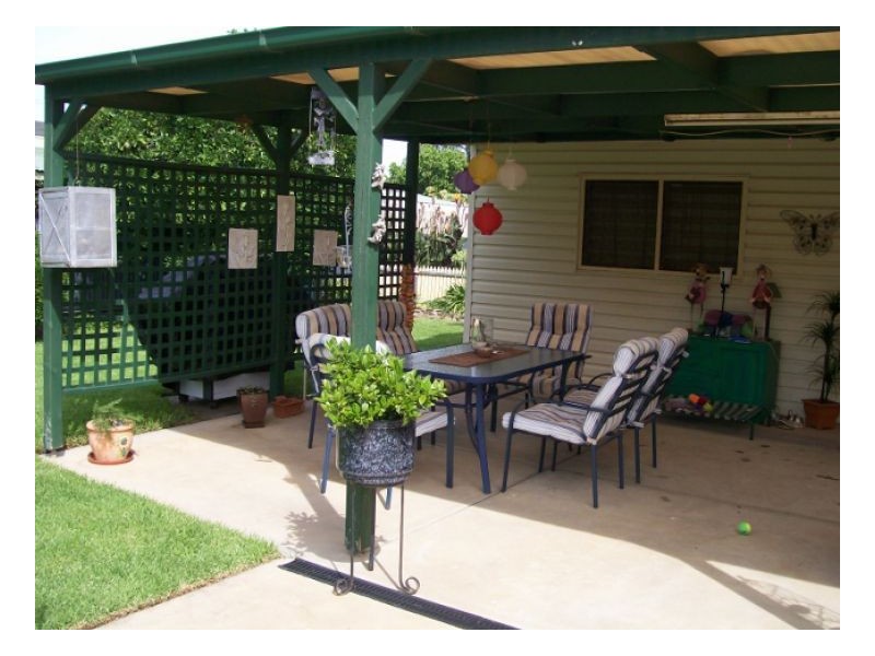 10 Momalong St, Berrigan NSW 2712