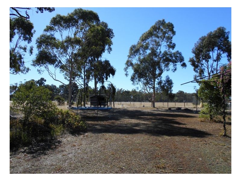 26 Waverly Rd, Berrigan NSW 2712