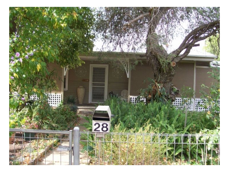 28 Davis St, Berrigan NSW 2712