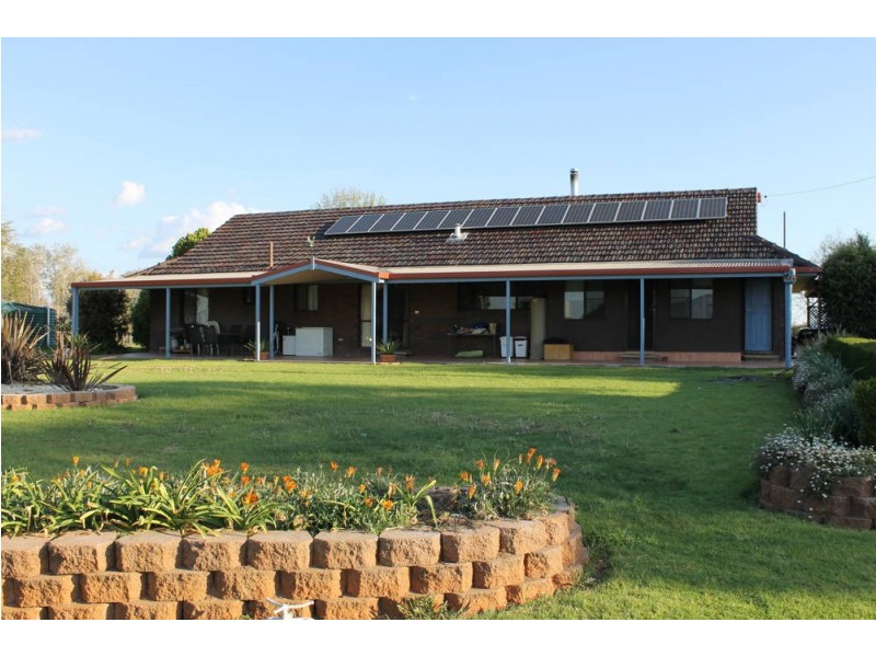 253 Whitehouse Lane, Tamworth NSW 2340