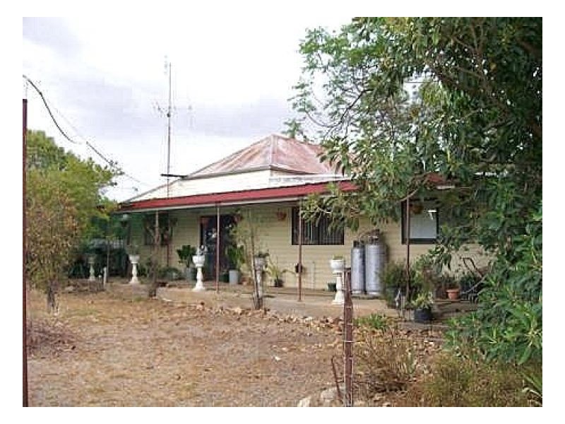 62 Buller St, Oaklands NSW 2646