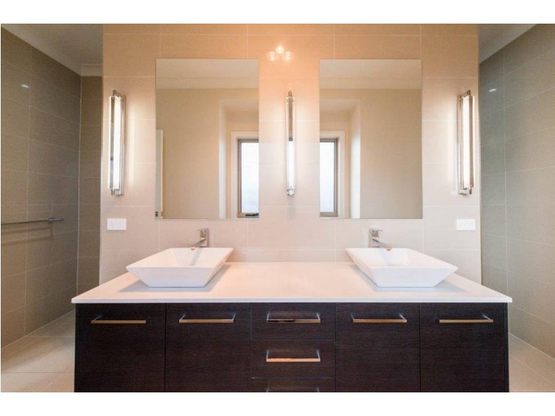 6 Maralinga Cresent, Tamworth NSW 2340