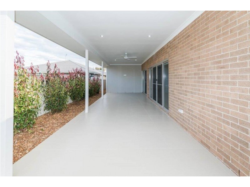 6 Maralinga Cresent, Tamworth NSW 2340