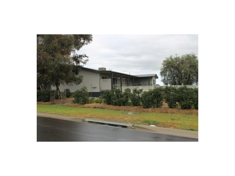 4 DRAKEFORD ST, Westdale, Tamworth NSW 2340