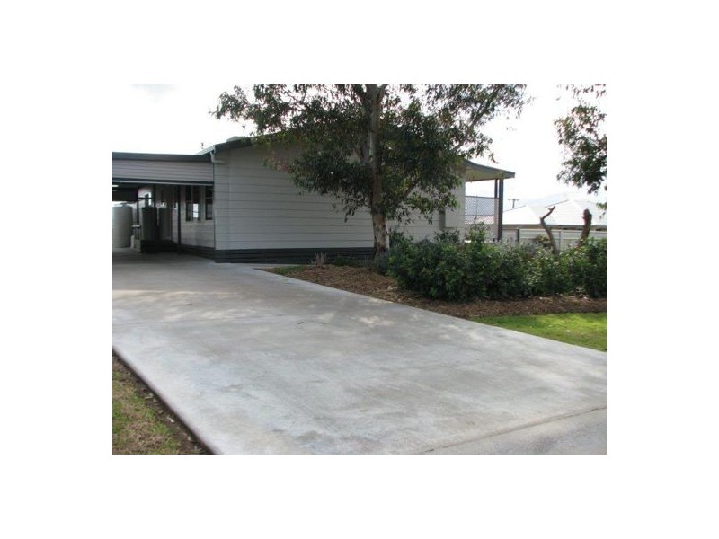 4 DRAKEFORD ST, Westdale, Tamworth NSW 2340