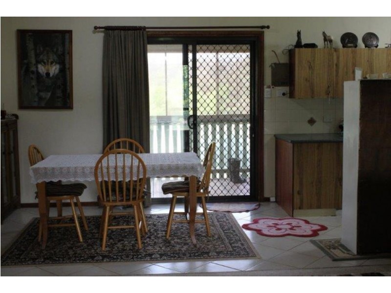 825 Barry Rd, Hanging Rock NSW 2340