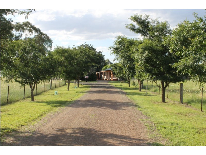 326 Gowrie Road, Tamworth NSW 2340