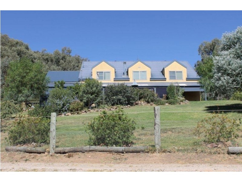 238 Kerridene Road, Tamworth NSW 2340