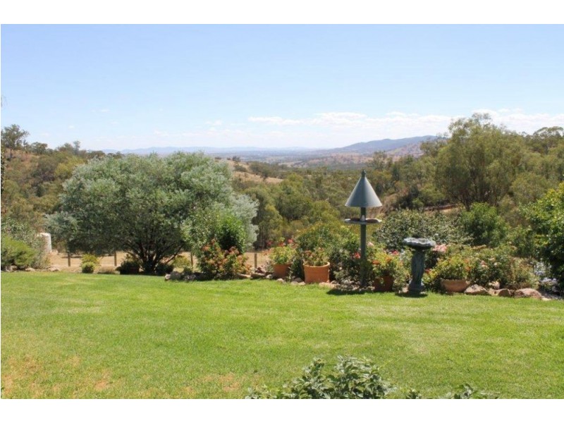 238 Kerridene Road, Tamworth NSW 2340