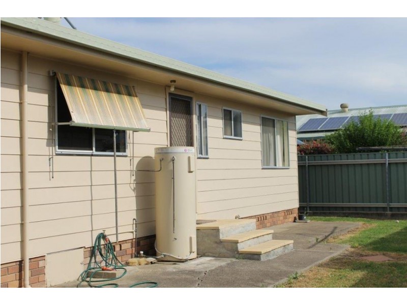 4 Veness Street, Manilla NSW 2346