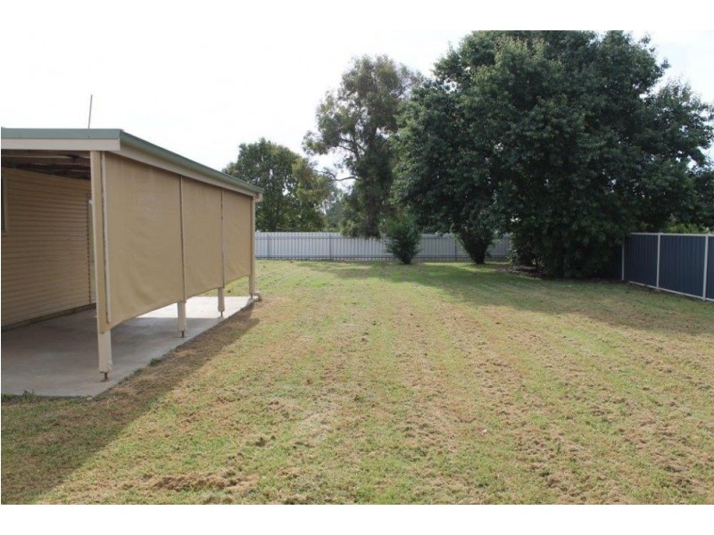 4 Veness Street, Manilla NSW 2346