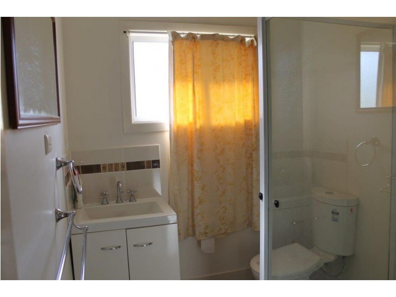 4 Veness Street, Manilla NSW 2346