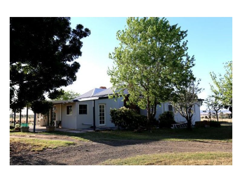 BELMONT, Tamworth NSW 2340