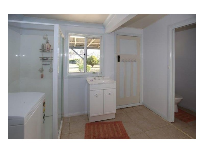 BELMONT, Tamworth NSW 2340