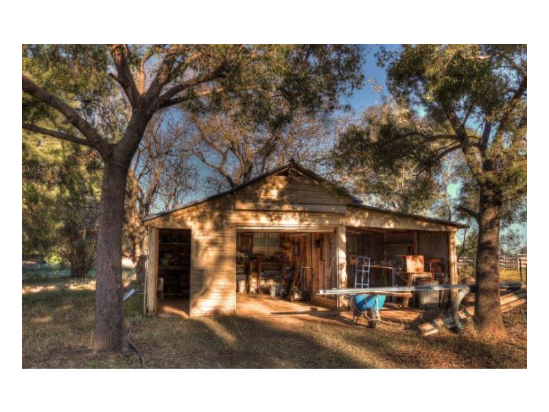 BELMONT, Tamworth NSW 2340