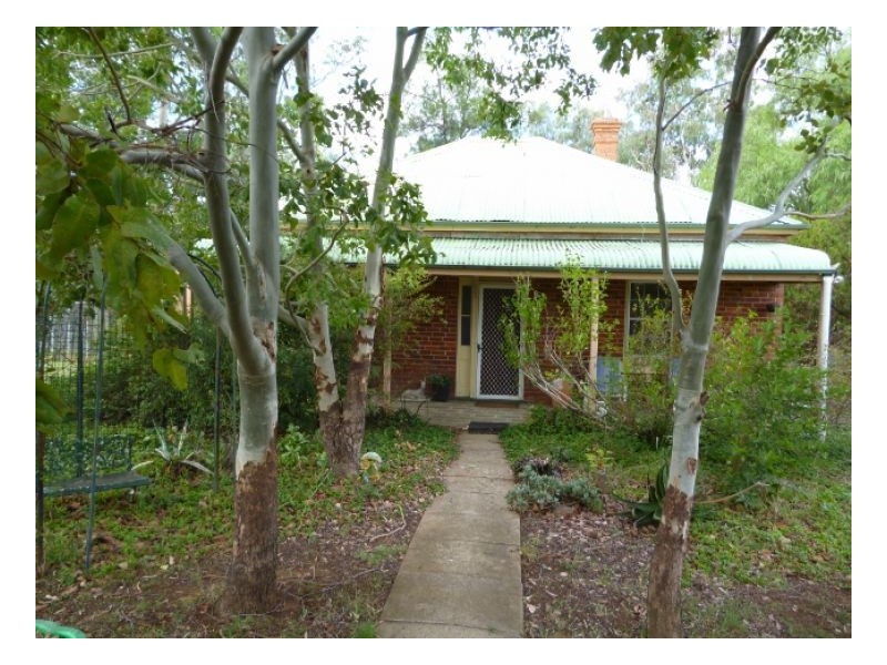 WEST DALE, Tamworth NSW 2340