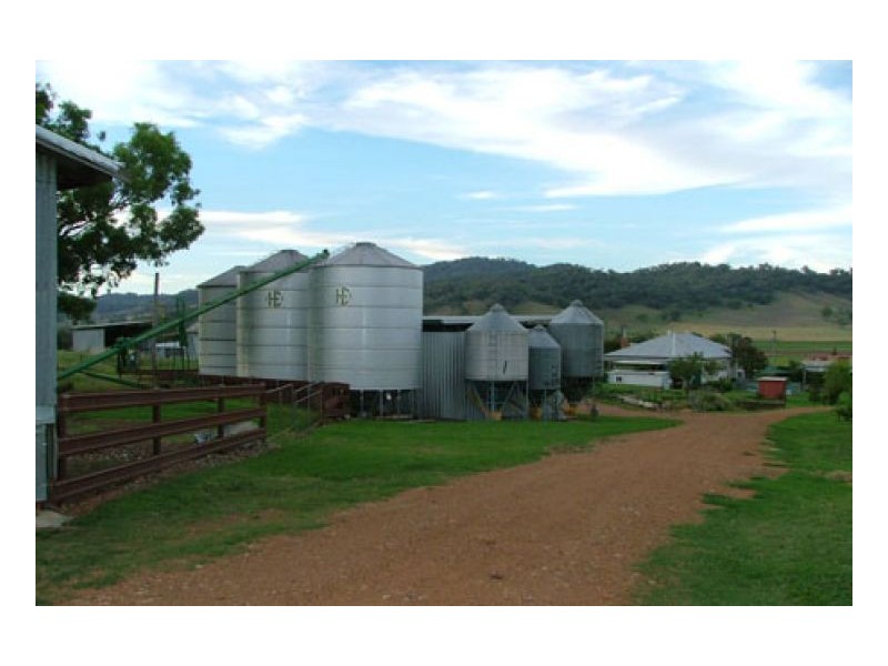 STRONGHURST, Tamworth NSW 2340